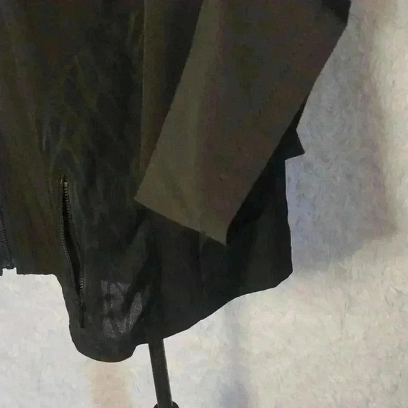 Zenergy Golf Jacket by Chico's Size 3 - Picture 4 of 9
